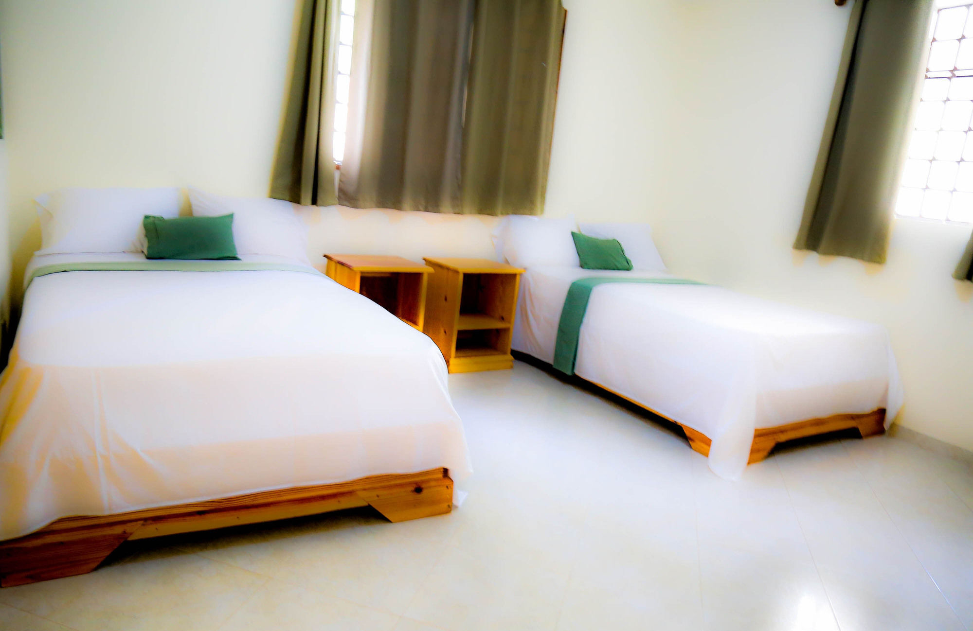 Hotel Inoubliable Cotterelle Bagian luar foto